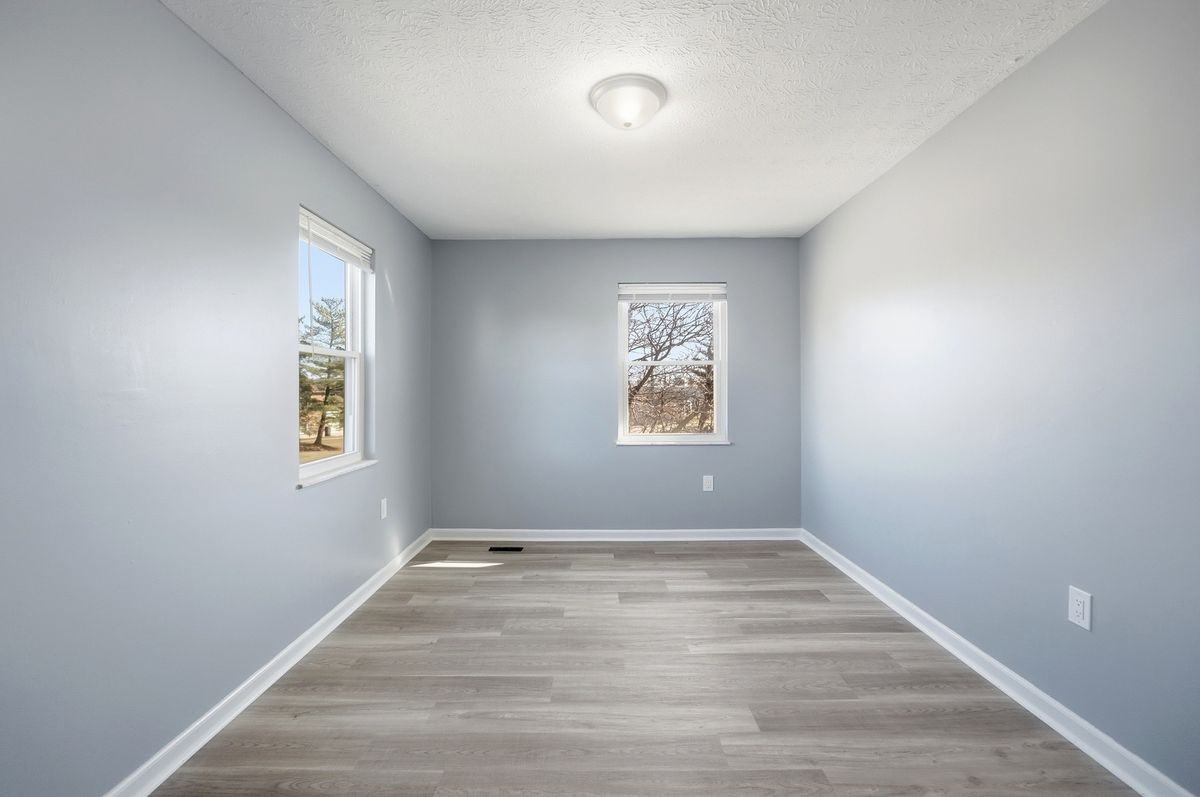 807 Trustway Ct - Photo 5 of 16