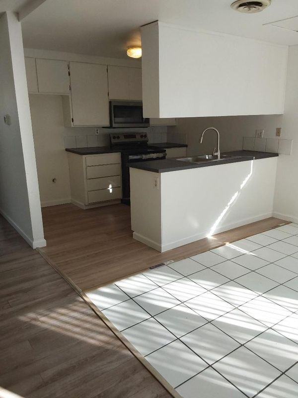 1705 W Rumble Rd - Photo 2 of 5