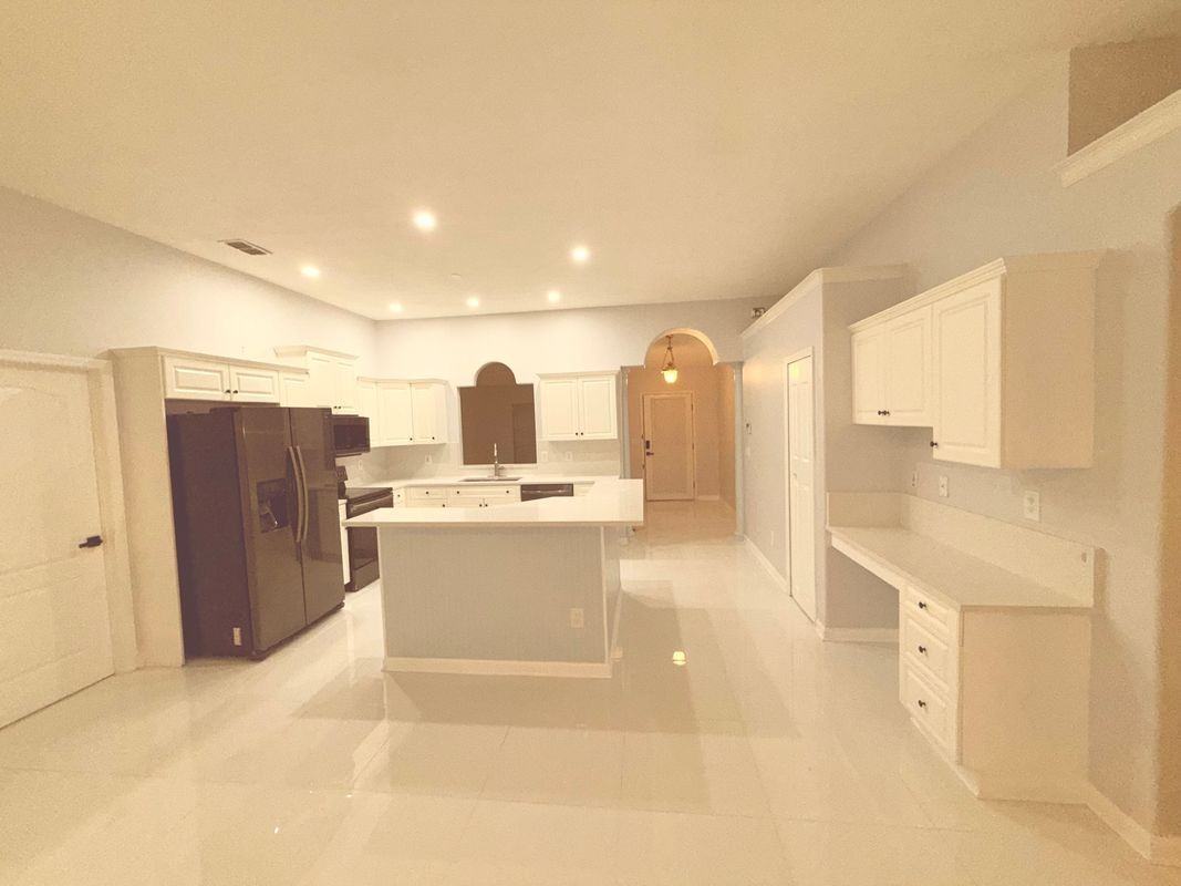 465 Haversham Rd - Photo 5 of 18