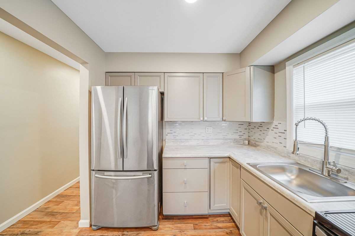 130 5th Ave ##1 - Photo 3 of 14