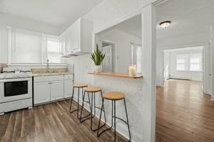 featured image of 7 S Atlantic St ##1