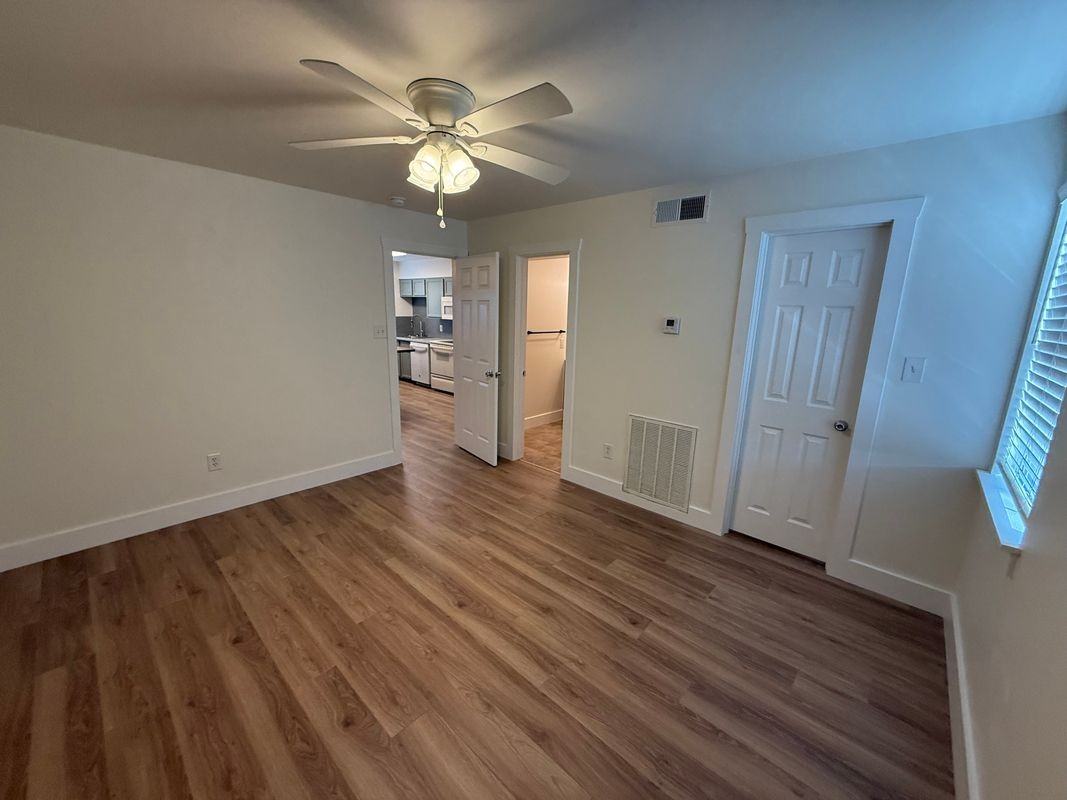 1516 Aztec Ave ##204 - Photo 7 of 13