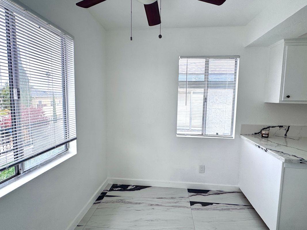 1630 W 104th St ##A - Photo 4 of 14