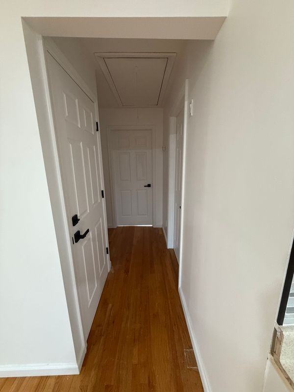 2054 Grove St ##2fl - Photo 4 of 12