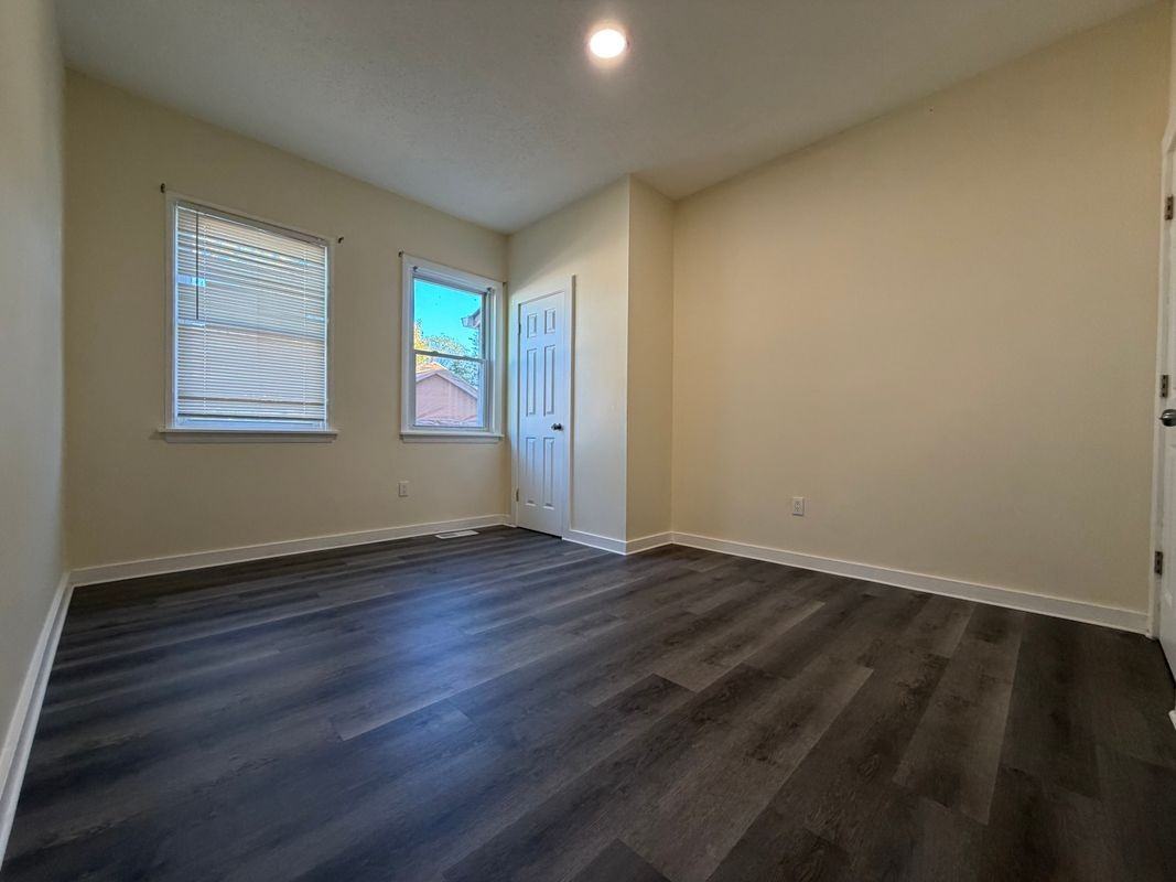 13 Lines St - Photo 6 of 7