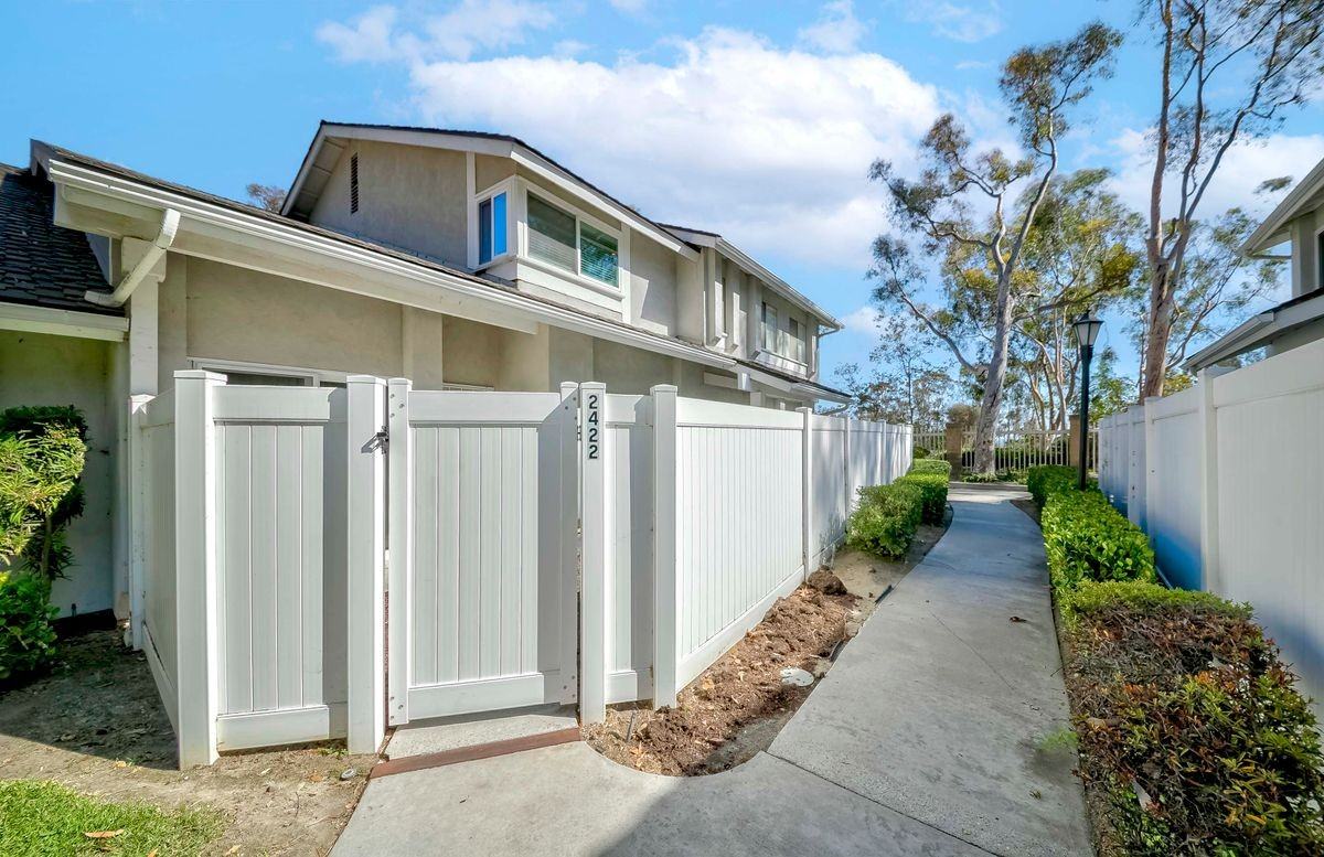 2422 Coventry Cir ##47 - Photo 4 of 50