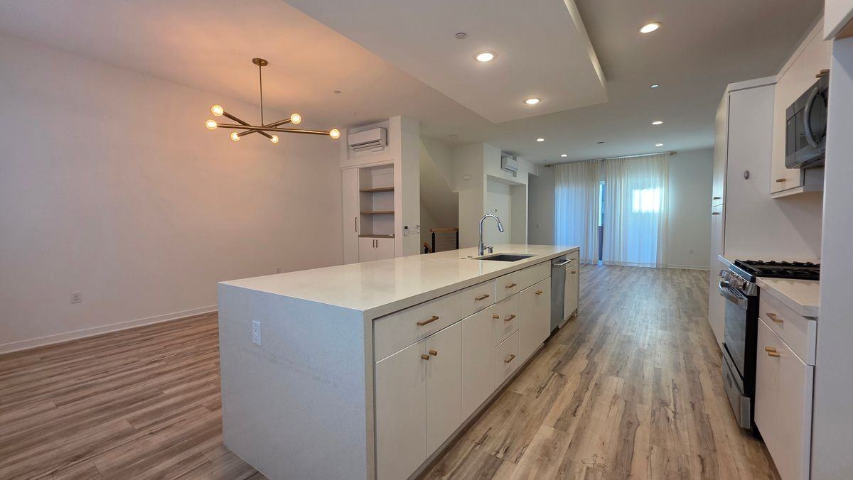 436 Village Way - Photo 6 of 26