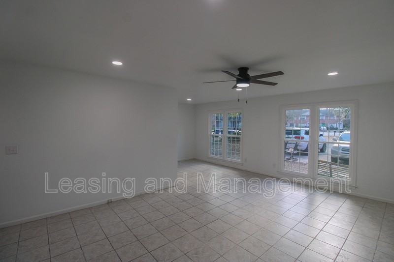 910 Sea Gull Dr #B - Photo 2 of 14