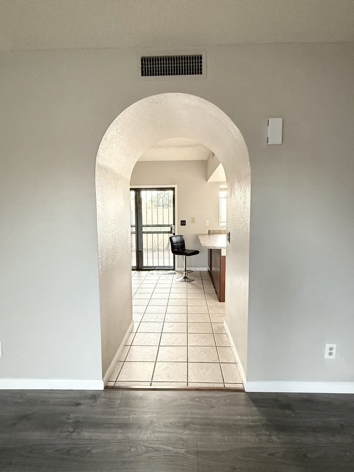 7801 N 44th Dr #1007 - Photo 6 of 47