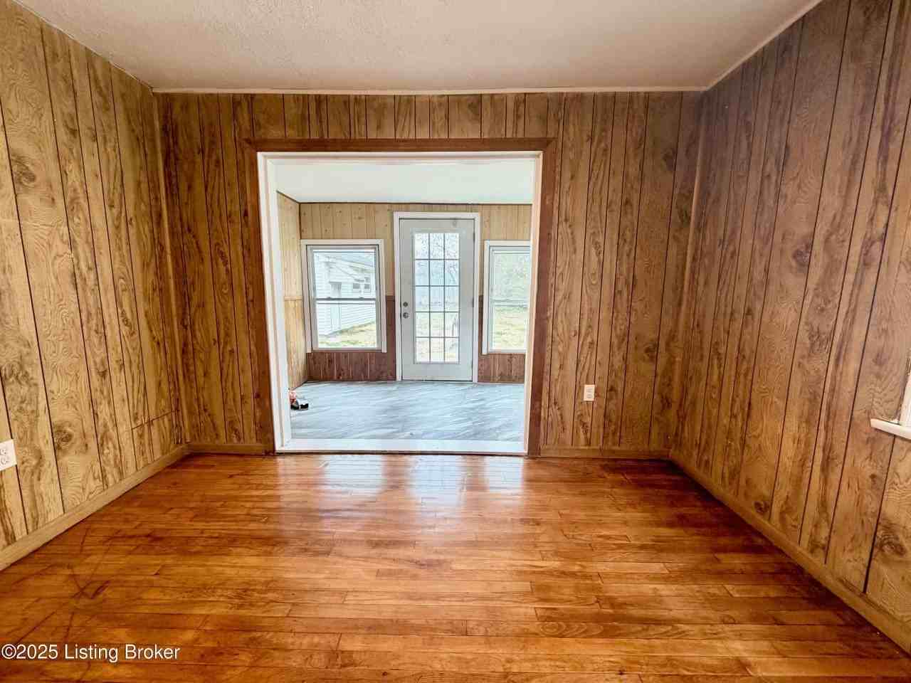 1906 Hand Ave #1906 - Photo 6 of 8