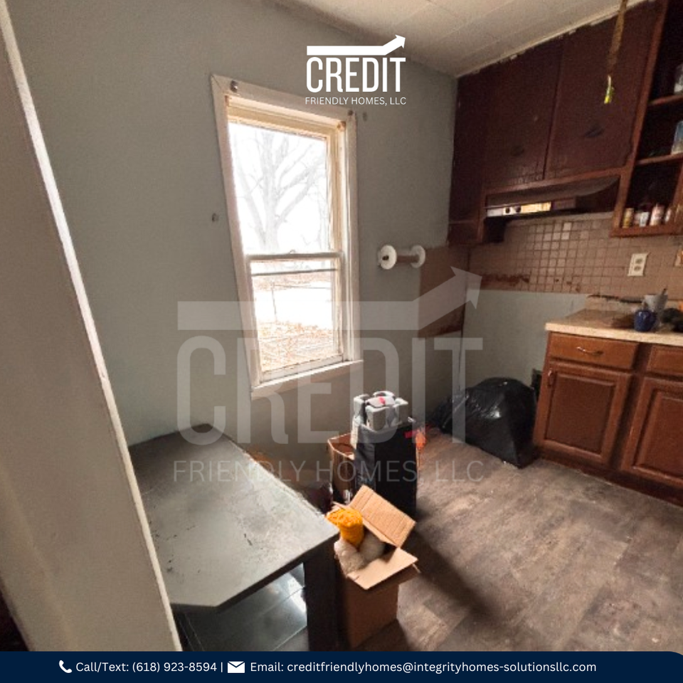 1359 N 18th St - Photo 5 of 10