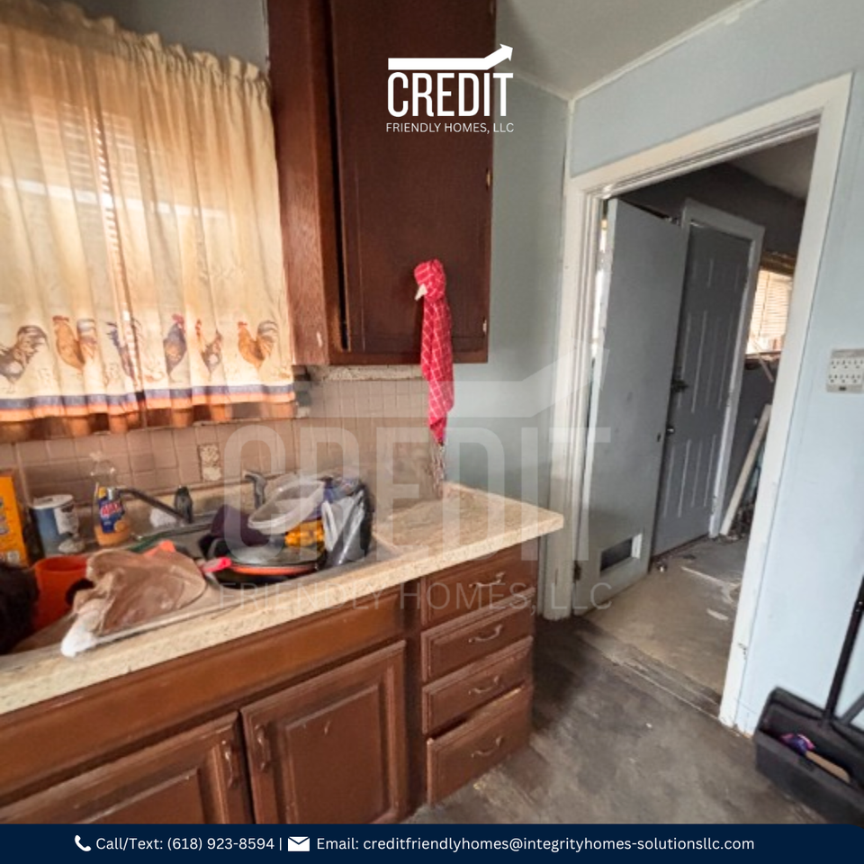 1359 N 18th St - Photo 6 of 10