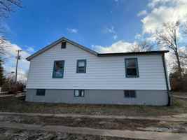 featured image of 10041 Bon Oak Dr #004