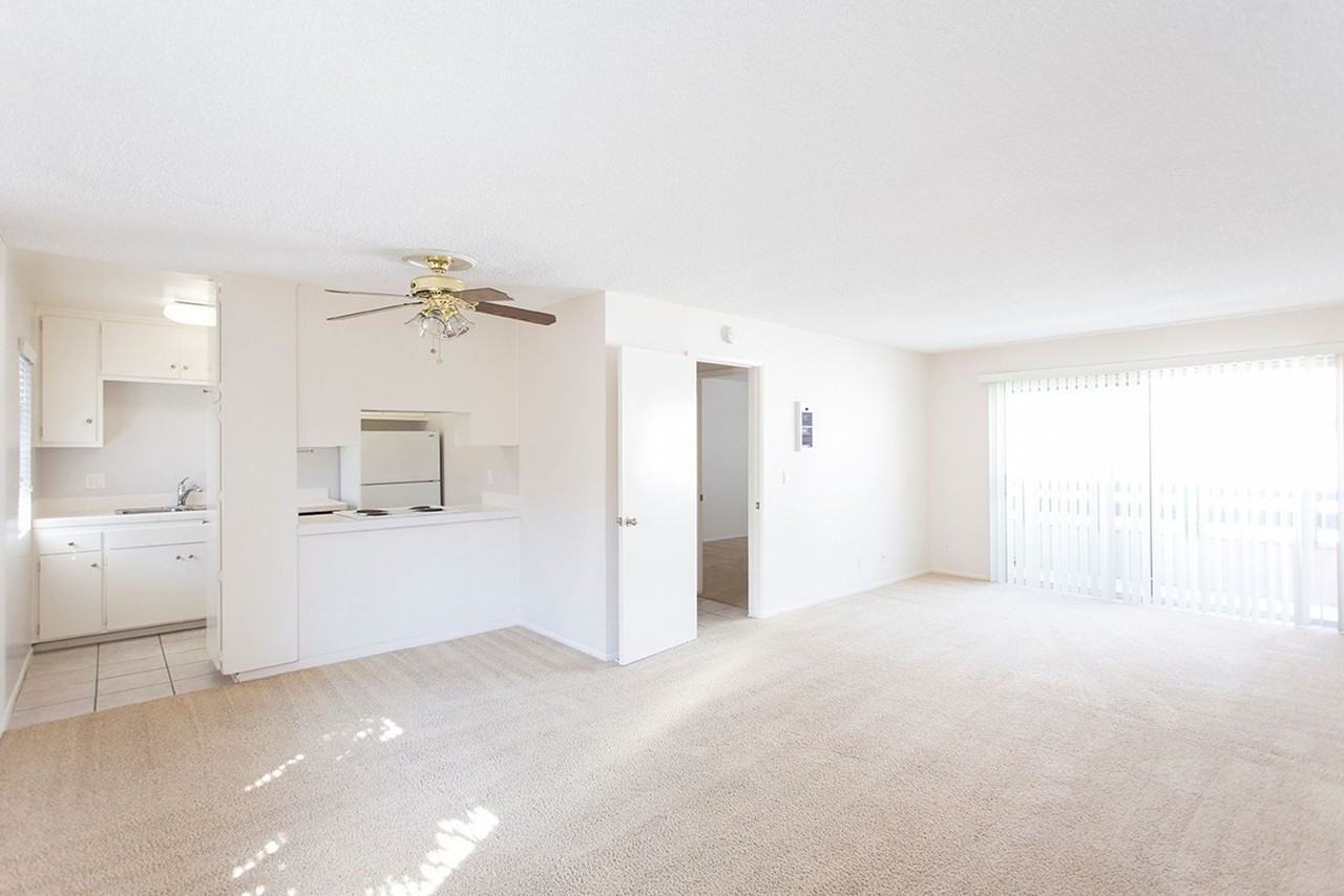 Casa Riviera Apartments - Photo 2 of 25