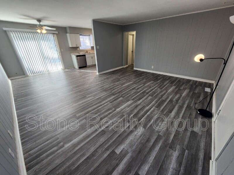 676 Delaware Ave #32 - Photo 2 of 9