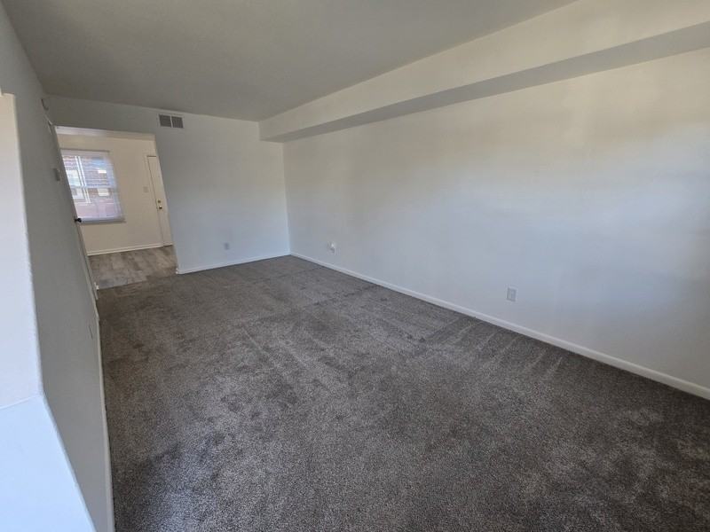 2650 Wayside Dr - Photo 4 of 13