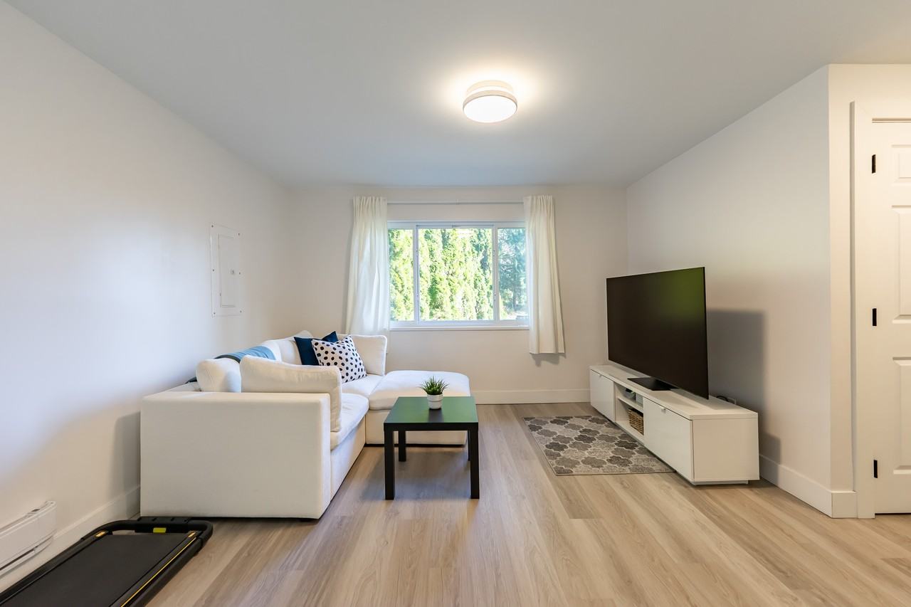 4605 Prime Street - Photo 2 of 14