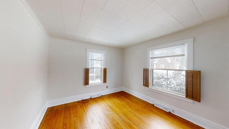 605 W Washington St - Photo 7 of 14