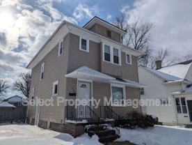 933 Cottage Ave - Photo 1 of 1
