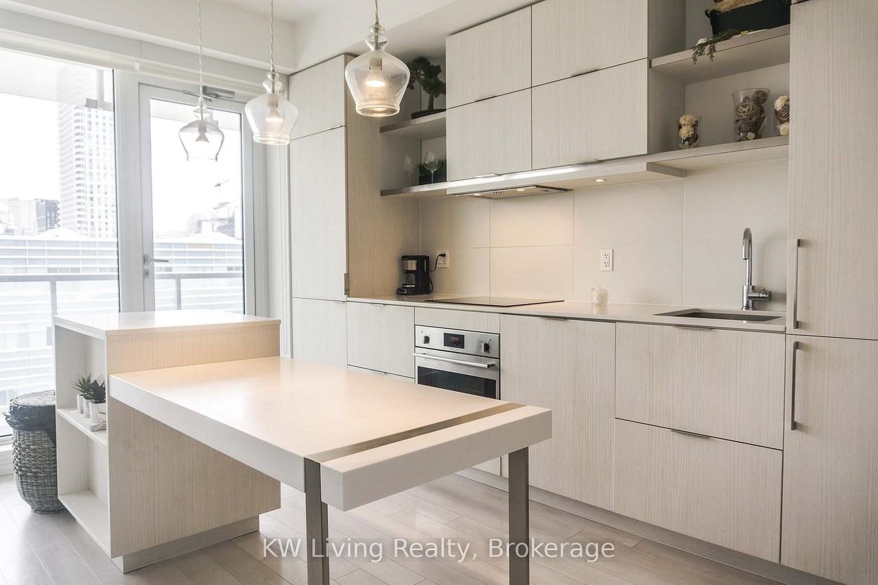 197 Yonge Street #1903 - Photo 3 of 22