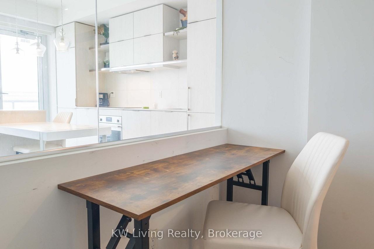 197 Yonge Street #1903 - Photo 7 of 22