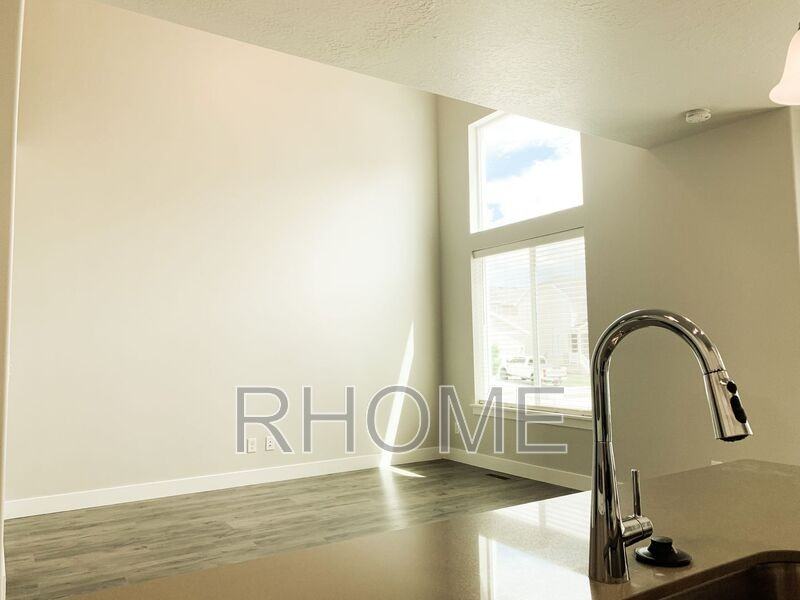 5107 W Tyce Ln - Photo 7 of 17