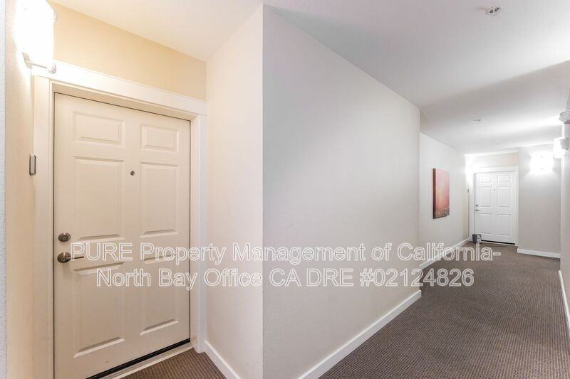 810 7th St #12 - Photo 5 of 24