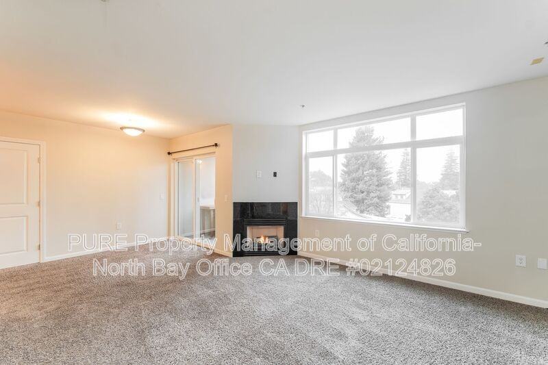 810 7th St #12 - Photo 6 of 24