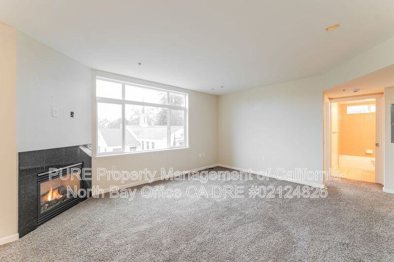 810 7th St #12 - Photo 7 of 24