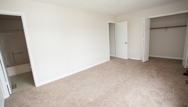 1233 Old Furnace Rd - Photo 5 of 10