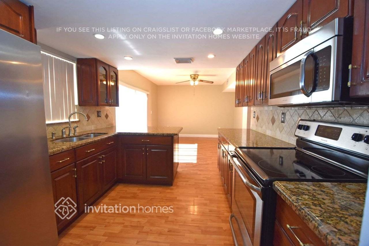 12680 Nw 9th Way - Photo 6 of 18