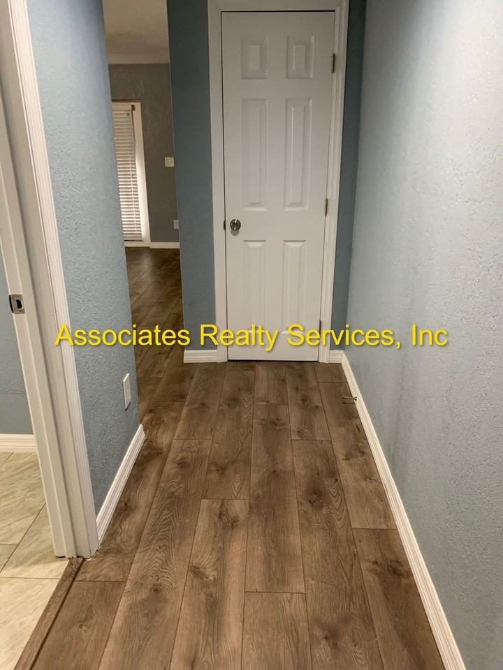 1324 Sw 61st Ter #8F - Photo 5 of 17