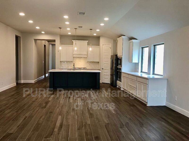 1636 Laverne Mitchell St - Photo 3 of 21