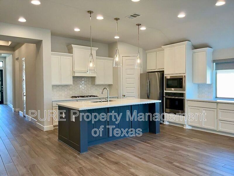 1636 Laverne Mitchell St - Photo 4 of 21