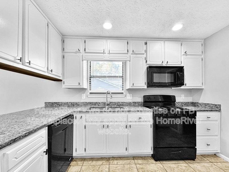 1299 Bugle Ct - Photo 6 of 24