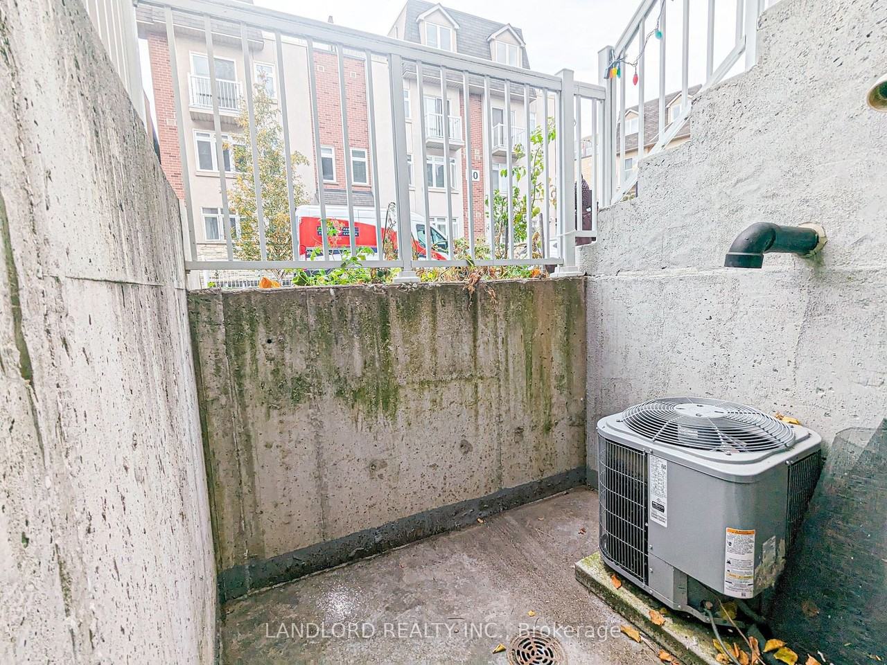 65 Turntable Cres #91 - Photo 7 of 20