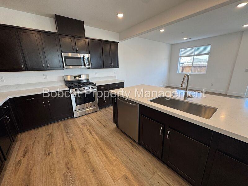 3671 Pulsar Ln #3 - Photo 7 of 41