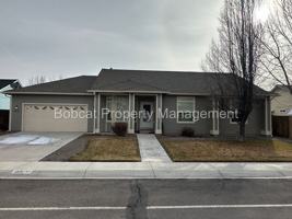 featured image of 1371 Chichester Dr