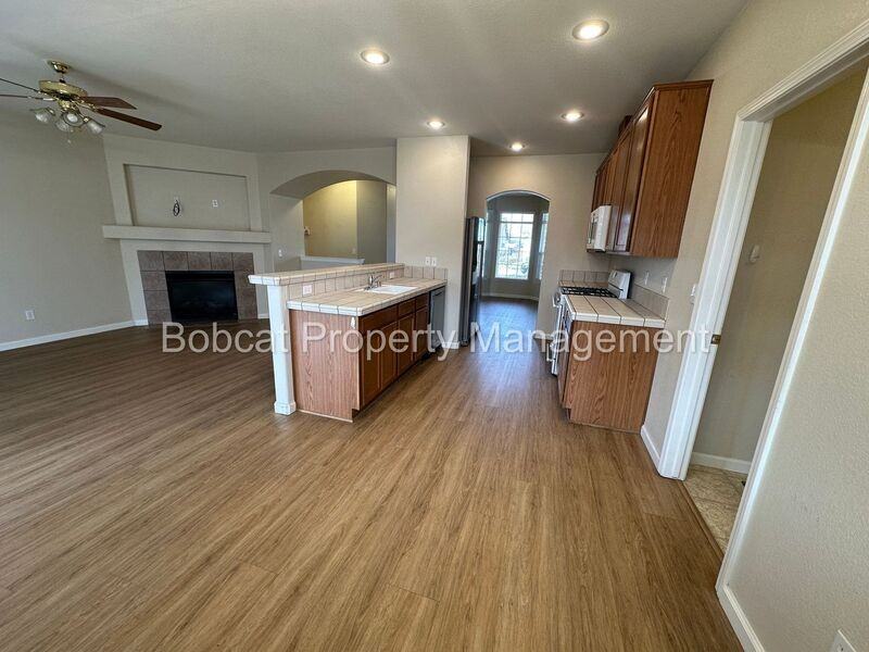 1371 Chichester Dr - Photo 6 of 31