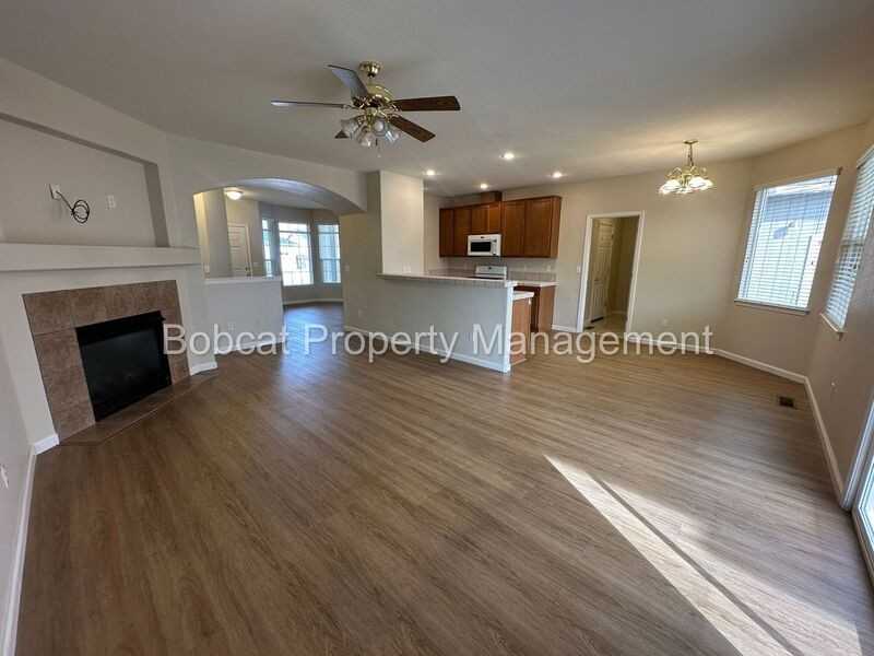 1371 Chichester Dr - Photo 7 of 31