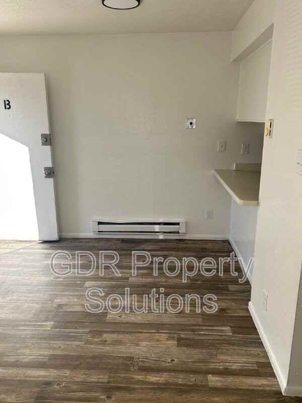 3505 Tyson Pl Ne #B - Photo 4 of 18