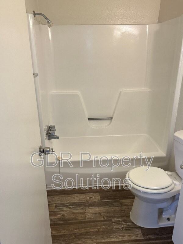 3505 Tyson Pl Ne #B - Photo 6 of 18