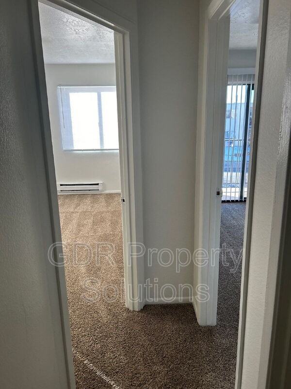 3505 Tyson Pl Ne #B - Photo 7 of 18