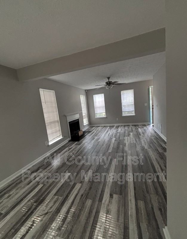 3237 Kiowa Ct - Photo 2 of 16