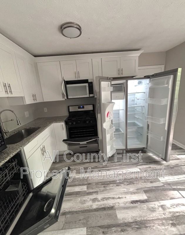 3237 Kiowa Ct - Photo 7 of 16