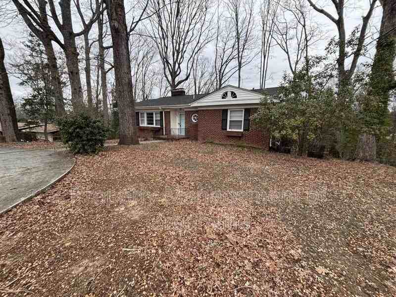 105 Rockmont Rd - Photo 2 of 25