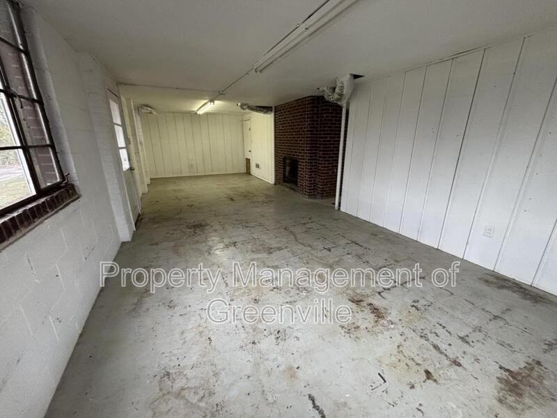 105 Rockmont Rd - Photo 6 of 25