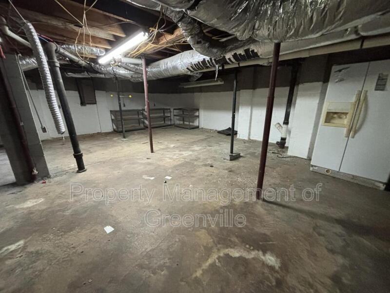 105 Rockmont Rd - Photo 7 of 25