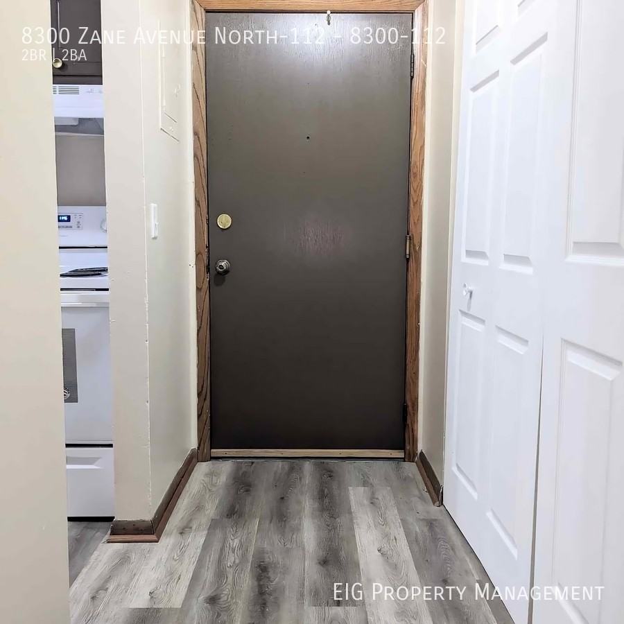 Kensington - Photo 5 of 49