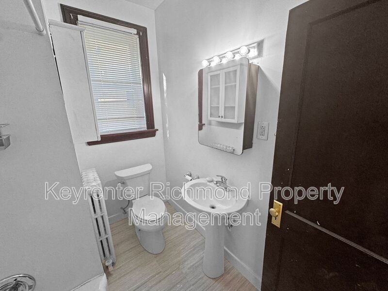 2806 Hawthorne Ave #1 - Photo 4 of 12